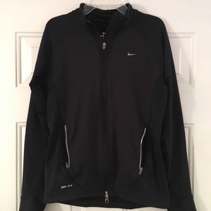 Nike dri fit lightweight jacket